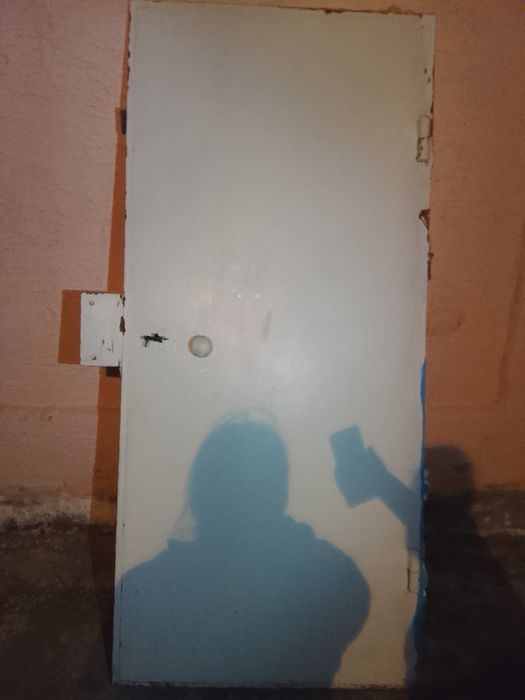 Буу есік сатылады