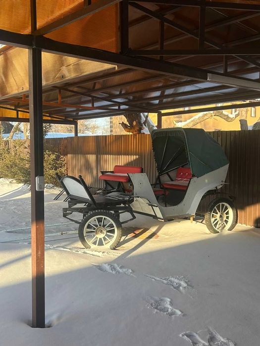 Повозка для лошади