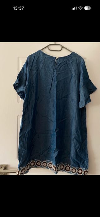 Rochie din denim cu broderie