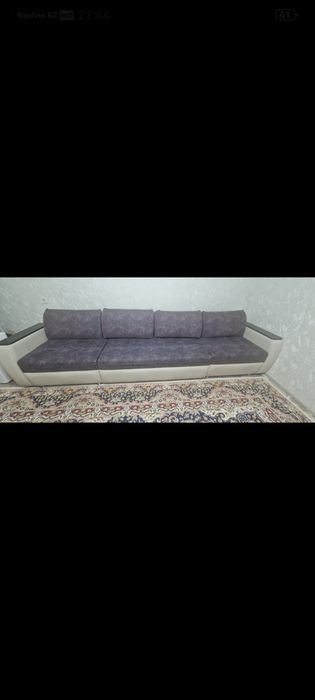 Раскладной диван с отсеками внутри