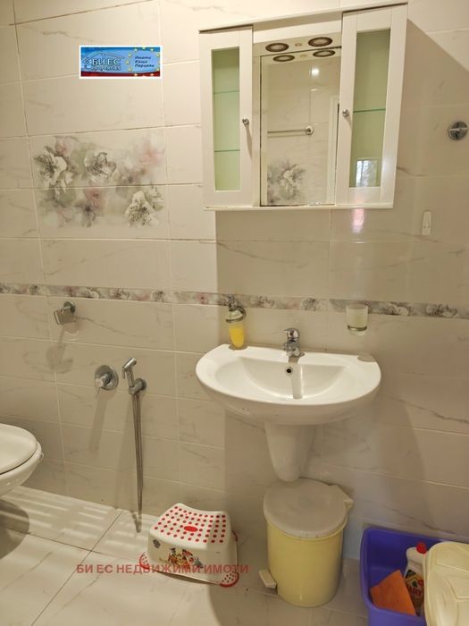 Дава под наем 3-стаен гр. София - Бояна 100 м²