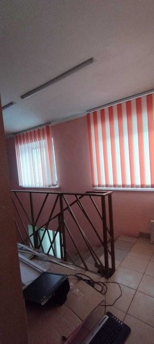 Продается коммерческое помещение в 7 мкр