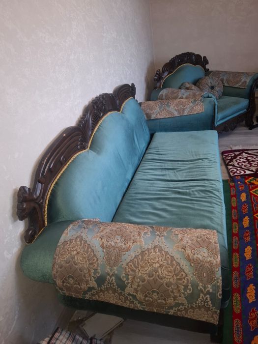 Диван в гостинную