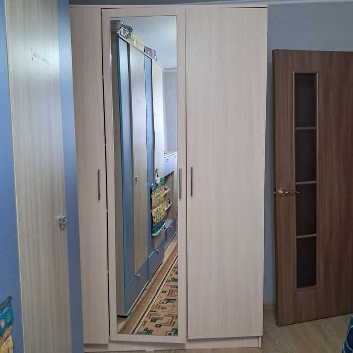 Продам шкаф  б/у