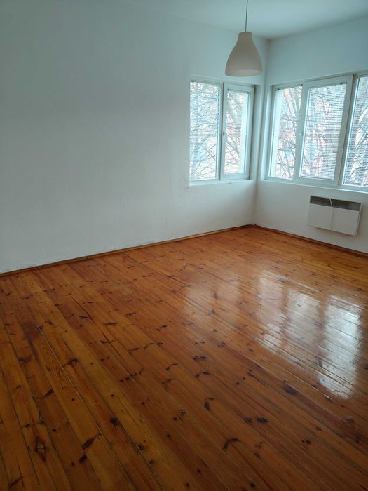 Оборище, ул.Мърфи, тристаен, необзаведен под наем