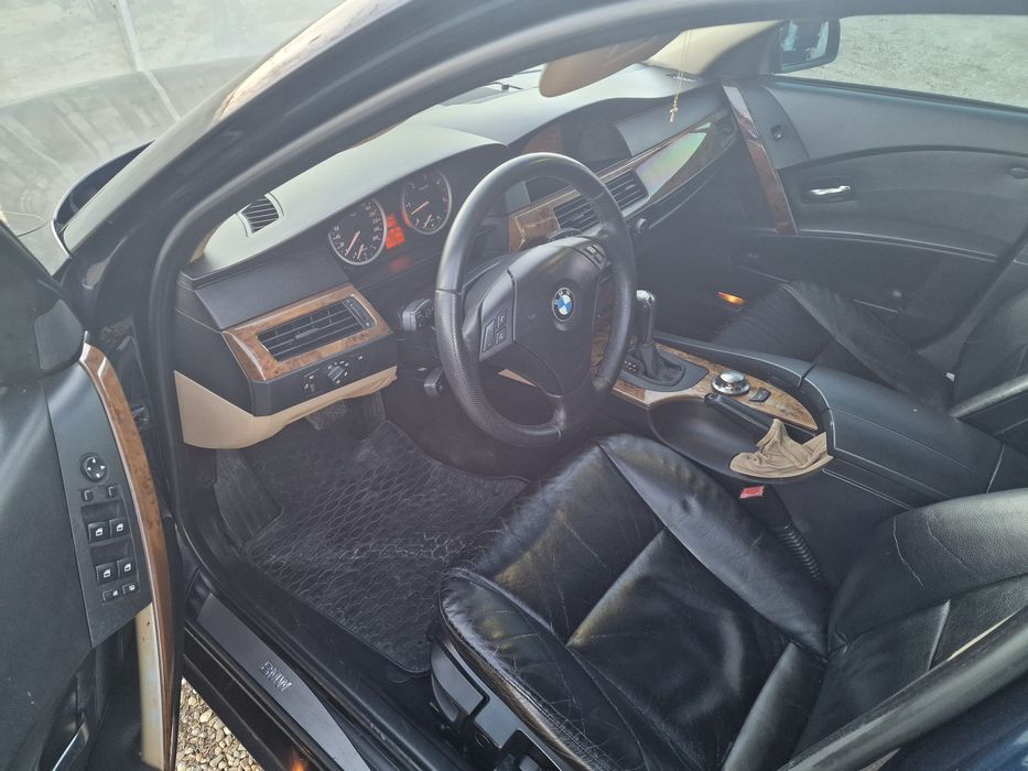 Vand Bmw 525 D Automat
