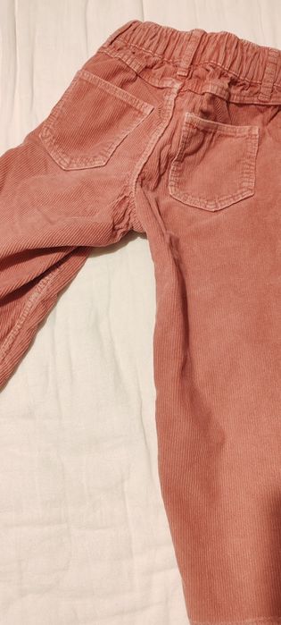 Pantaloni raiati Zara