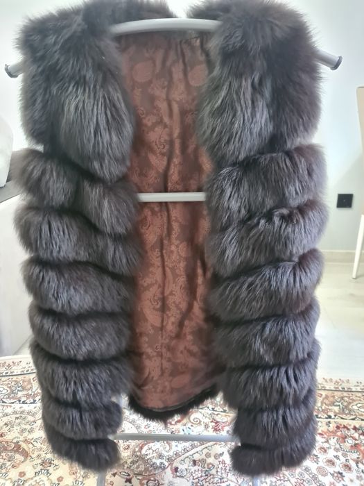 Меховая жилетка 15000тг