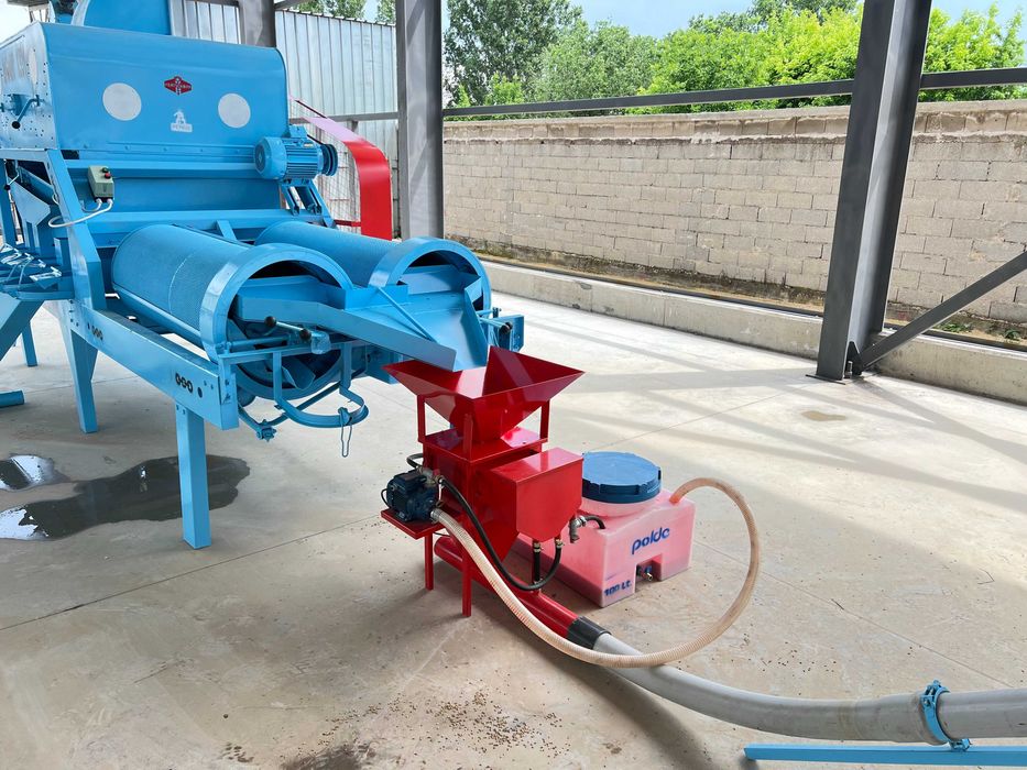 Линия за почистване и обеззаразяване на семена