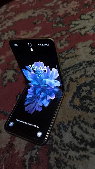 Samsung galaxy z flip 8/256