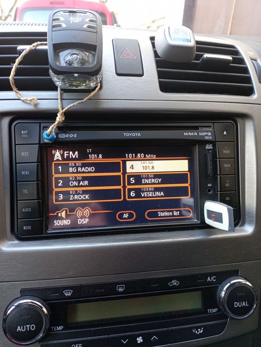 Продавам навигация за Тойота TNS510