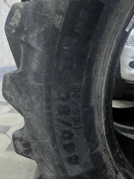 16.9-28 шины на 3/1