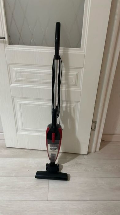 Продам вертикальный пылесос daughter electric