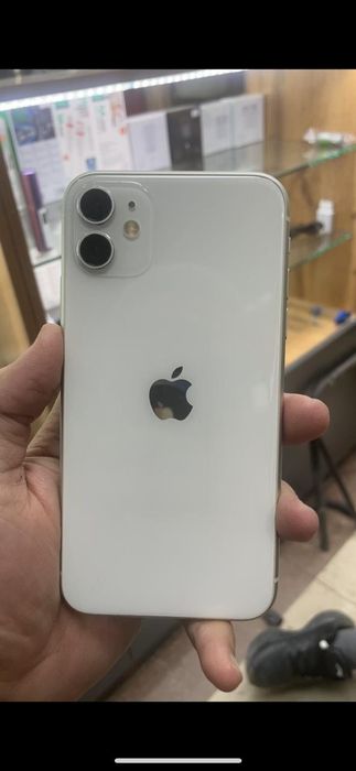 Продаю iPhone 11 128 Гб