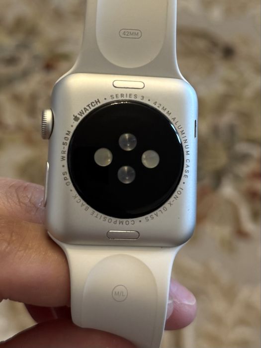 Продам apple watch 3 series
