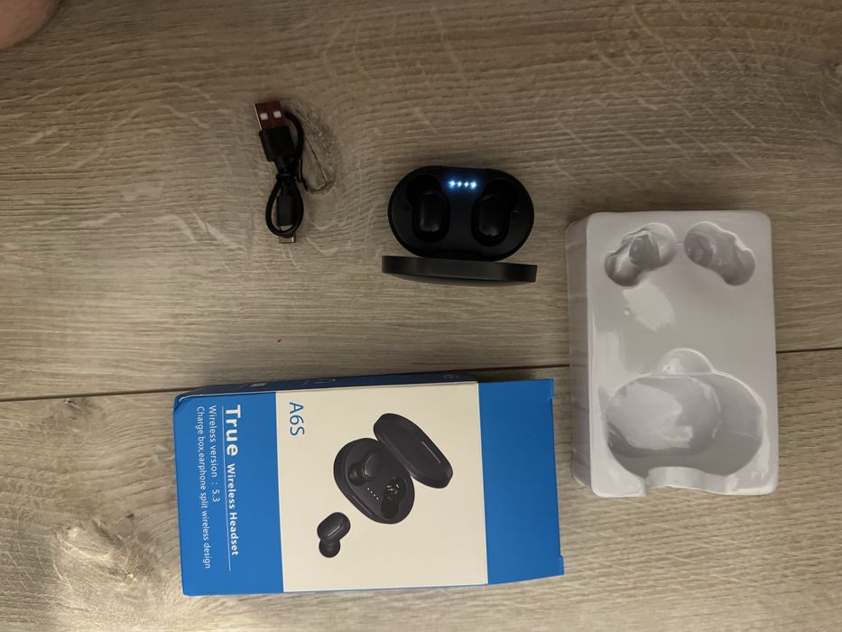 Casti Bluetooth/Hands free stereo, negre, noi, la cutie!