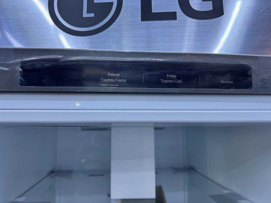 Холодильник LG GC-B459SLCL 341 л Inverter No Frost