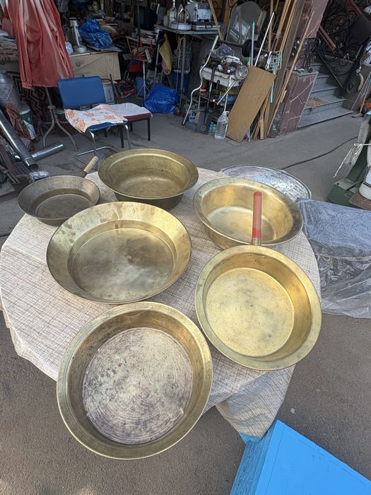 Продам медные тазы трех видов