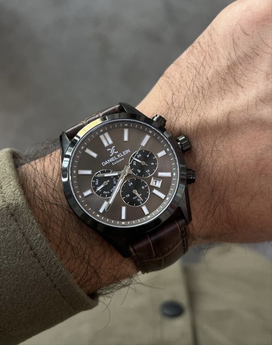 Продам оригинальный часы Daniel Klein