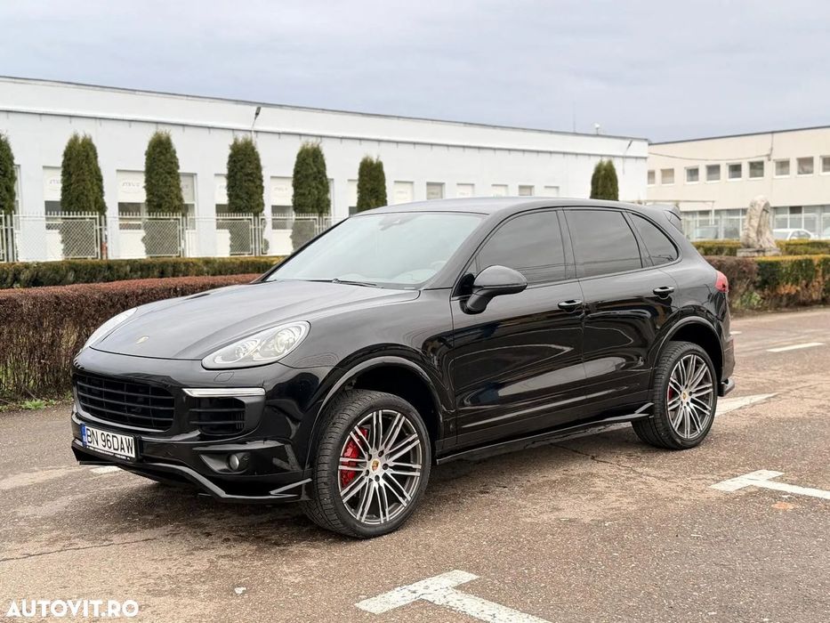 Porsche Cayenne 3.0 Diesel V6 • Pachet Sport Design • Evacuare Dublă • 265 C