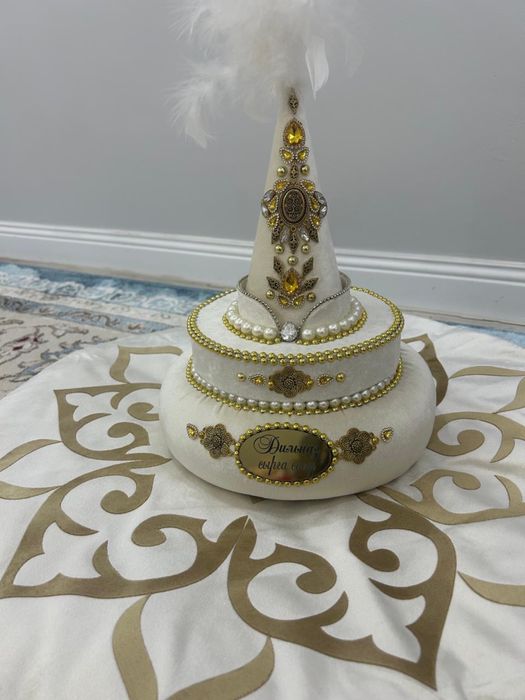 Продам набор на сырга салу