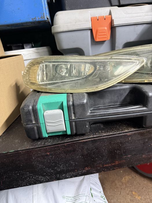 Продам противотуманки