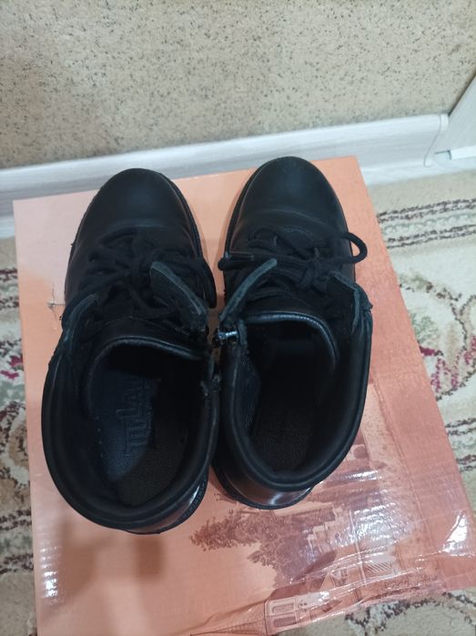 Ботинки весна р.32