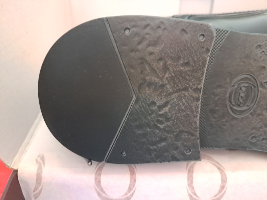 Официални обувки