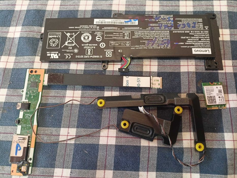 Elemente Lenovo IdeaPad 3 15ADA05