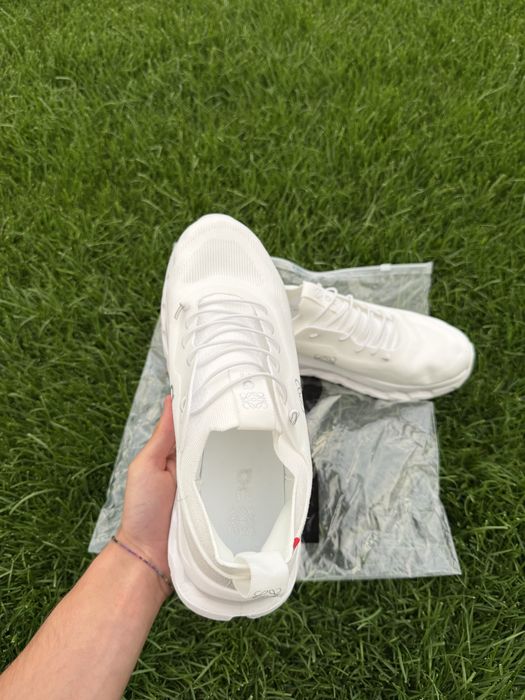 ON CLOUD× LOEWE cloudtilt all white