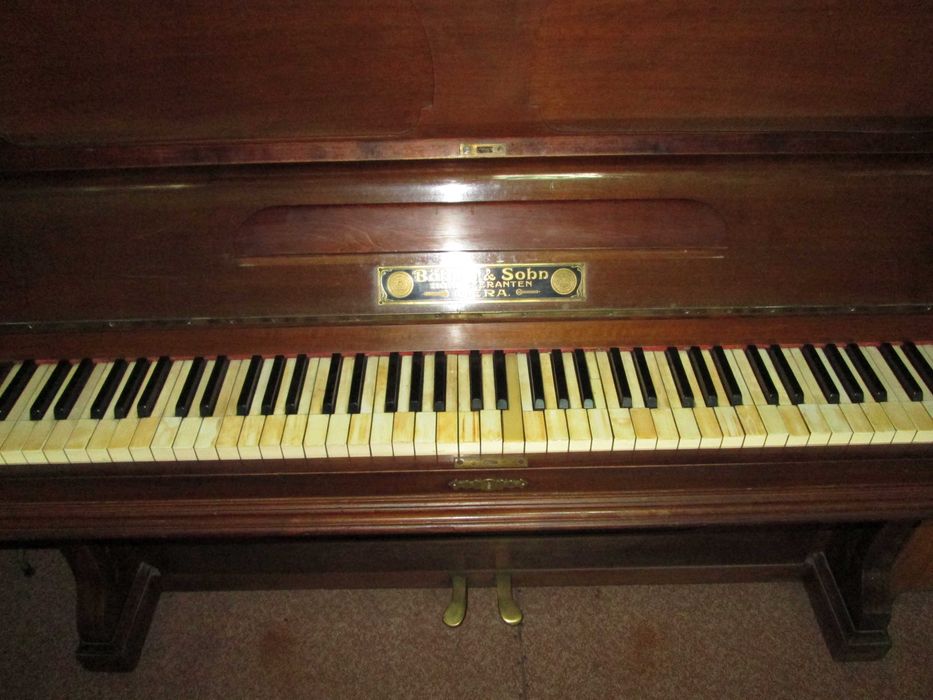 Пианино 1900 года