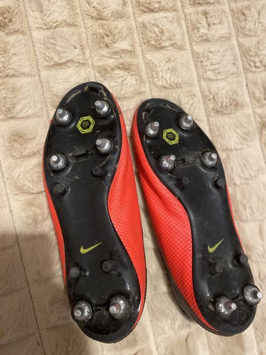 Ghete Nike Phantom