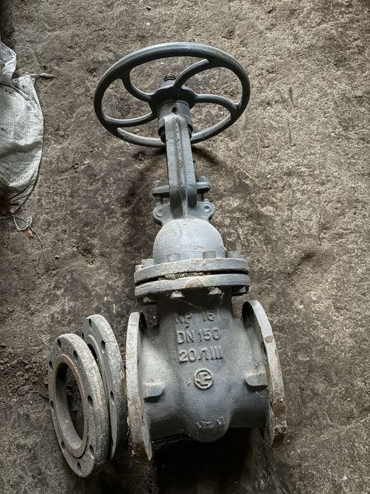 DN150 задвижка сотилади (янги)