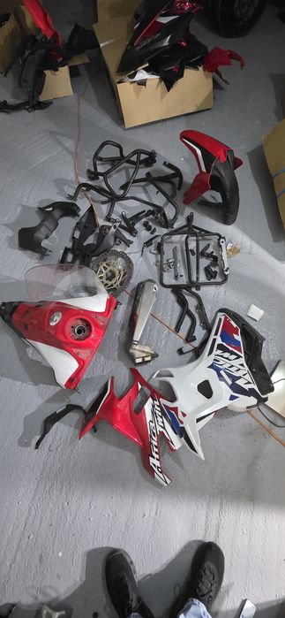 Carene rezervor aripa side case honda africa twin