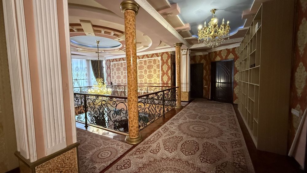 Продаётся  участок 6-соток на карасув-6 фасад 20х30 метров .