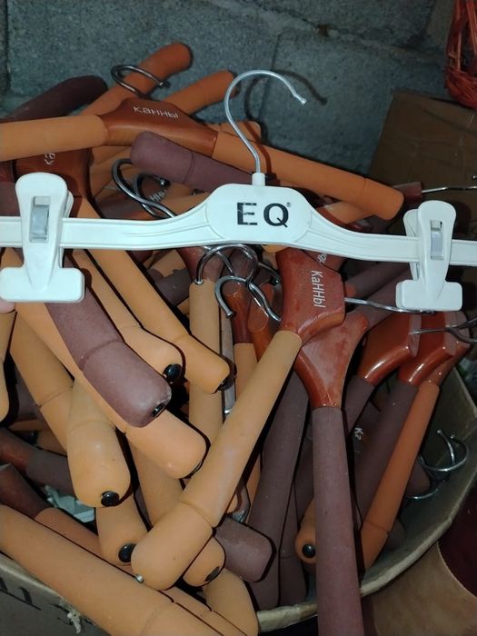 Вешалки с поролоном