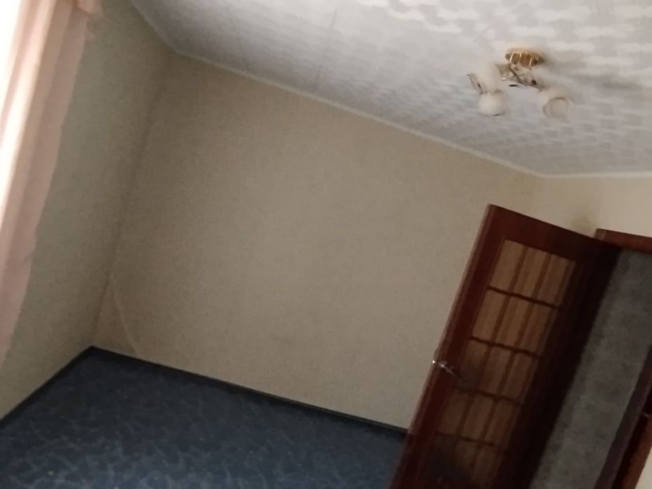 Продается 2-комнатная квартира распашонка