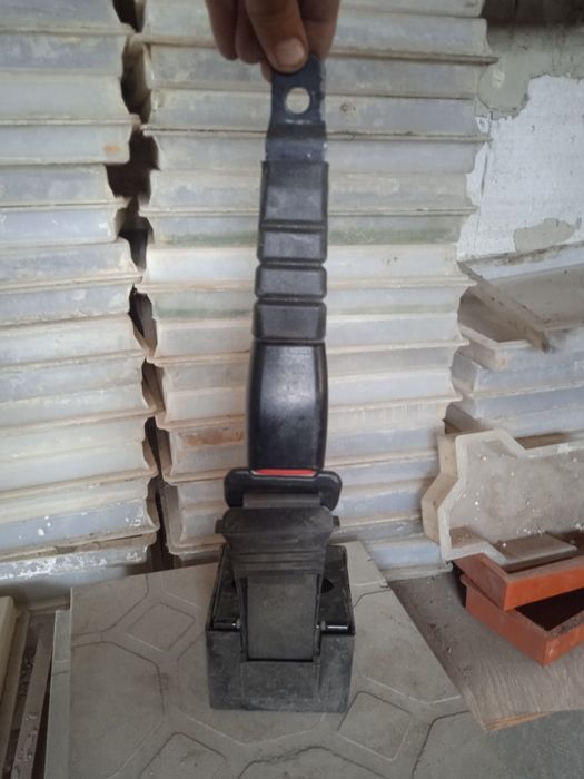 Ремень безопасности