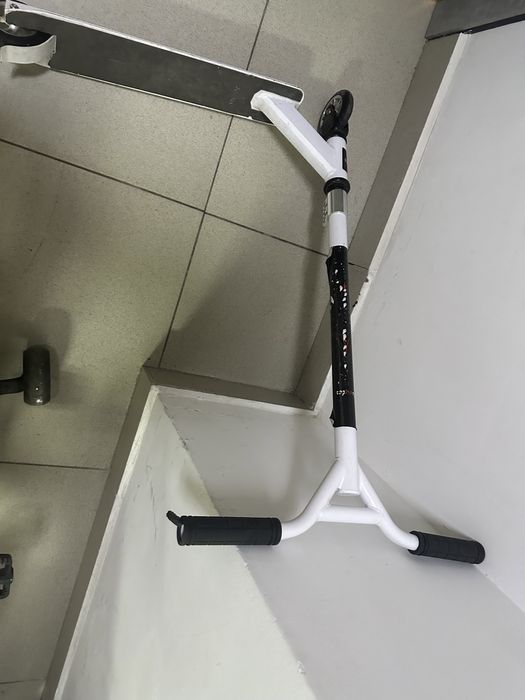 Самокат трюкавой