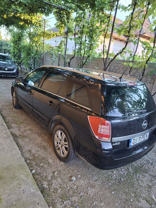 OPEL Astra 2009 — imagine 4