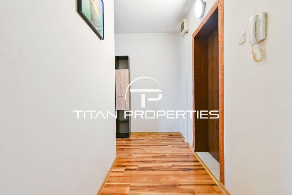 Гарсониера за продажба в ж.к Дружба