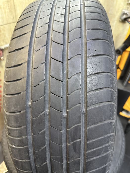 Kumho Ecsta 205/60 R16 — 2 шины — хорошее состояние