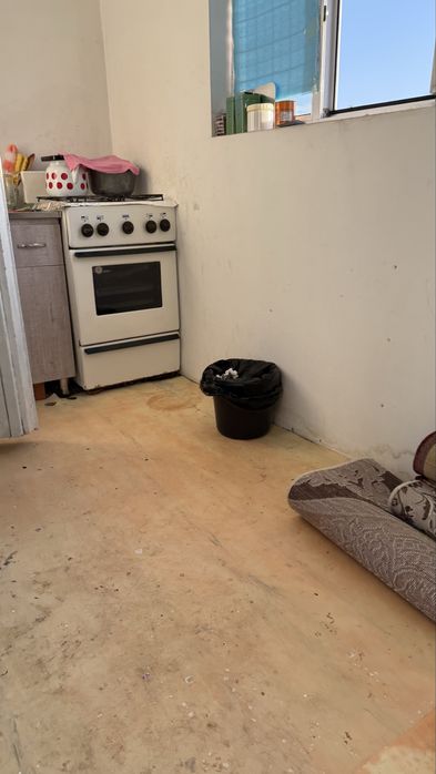 Срочно продается 4 комнатная кв в асалобод-1