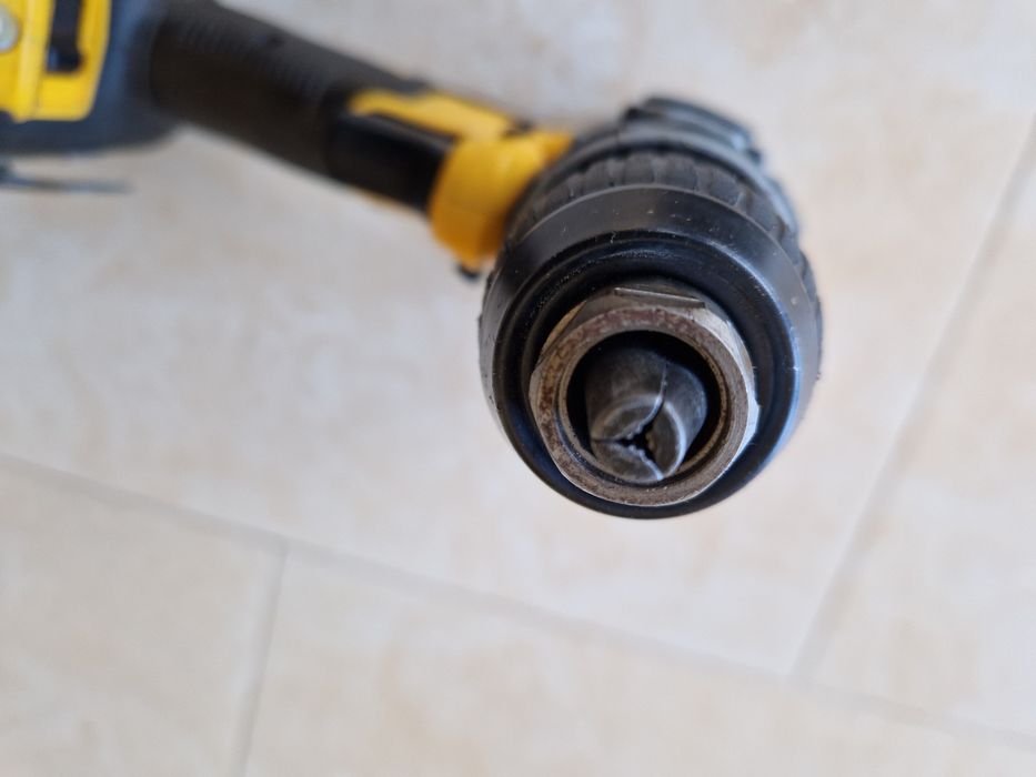 Dewalt DCD 791 - masina de gaurit si insurubat