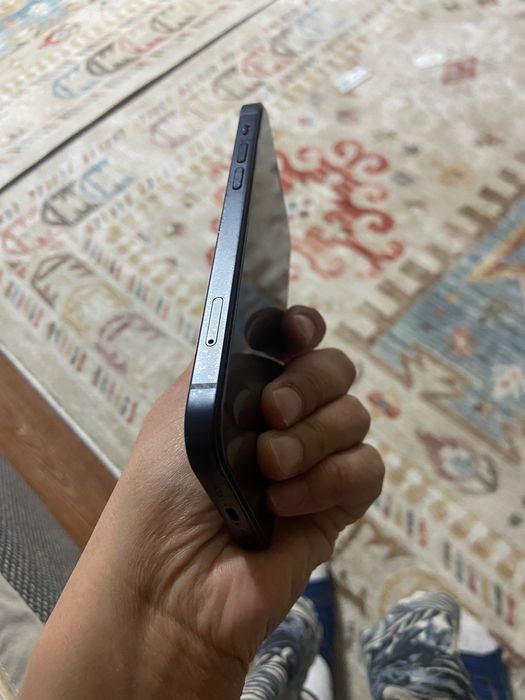 iPhone 12, в отличном состоянии