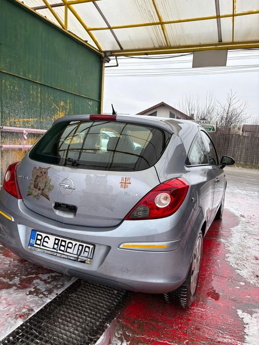 Opel Corsa 1.2 Benzina+GPL