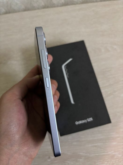 Самсунг S25, 256гб