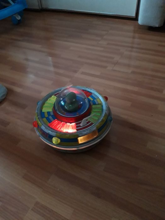 Jucarie veche, Space Boat