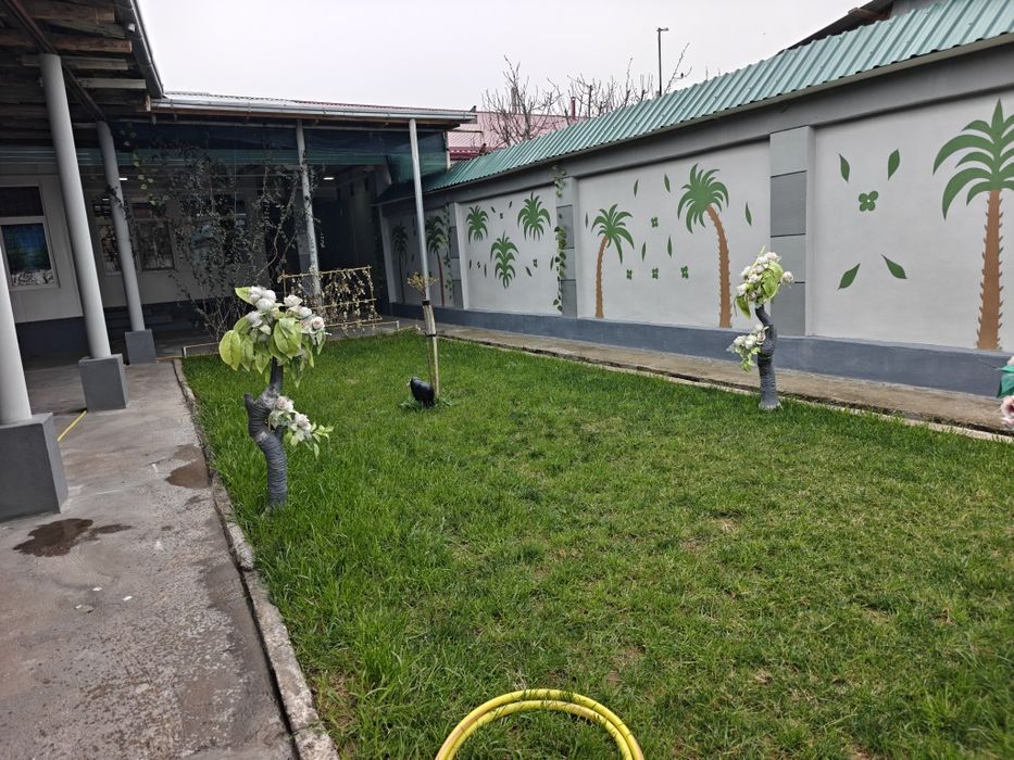 Срочно! Кибрай Сохибкор махалласида 6сот 5хонали уй сотилади