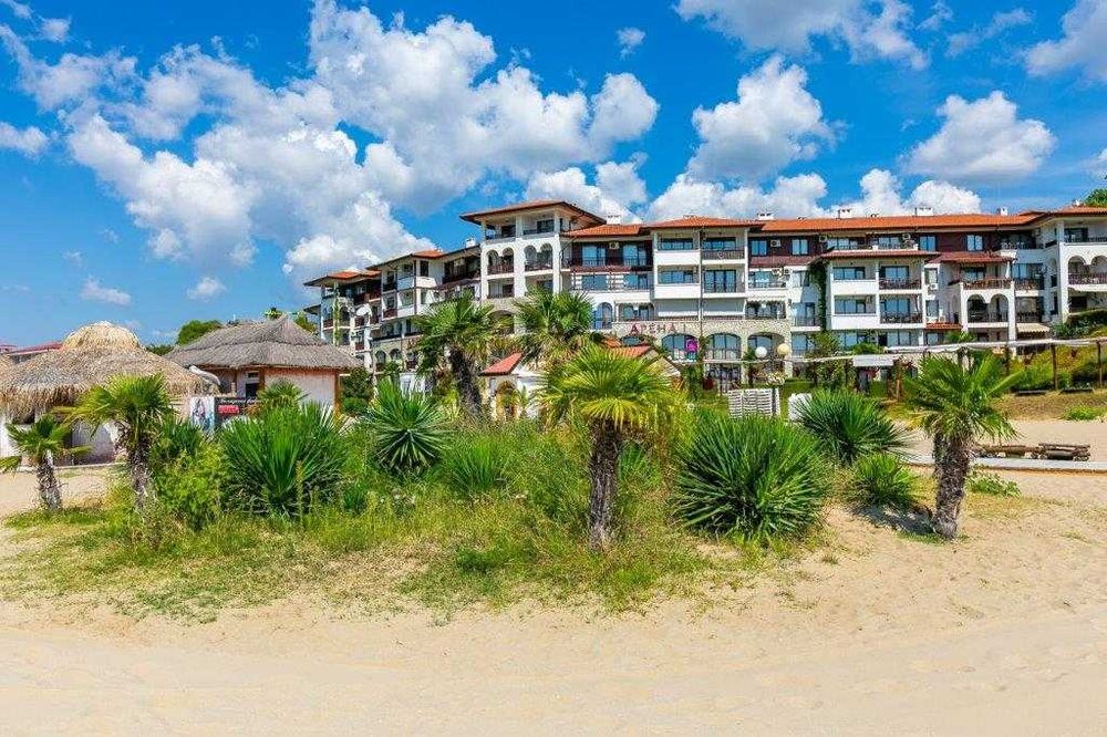 Първа линия море! Aпартамент с една спалня | Арена 1, Свети Влас